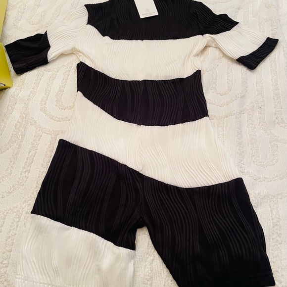 NWT with tags. Marissa Wilson romper. Too small, so I have to sell. - Picture 3 of 4
